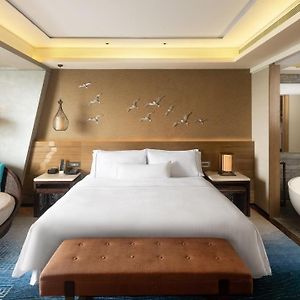 Deluxe Seaview Room King